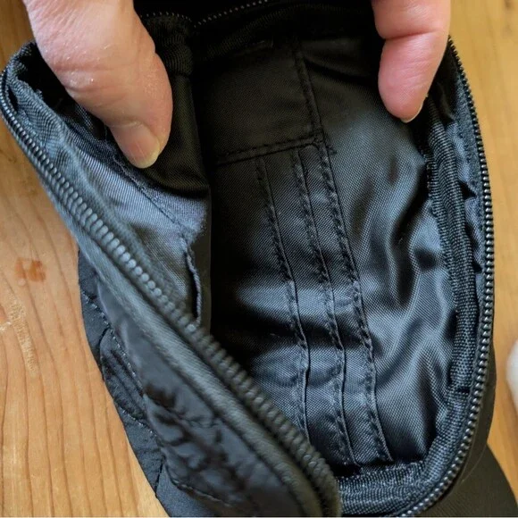 Minimalist Black Wristlet Wallet BNNU - Picture 2 of 3